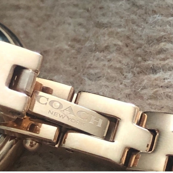 Coach Rose Gold Women's Watch - Picture 5 of 7